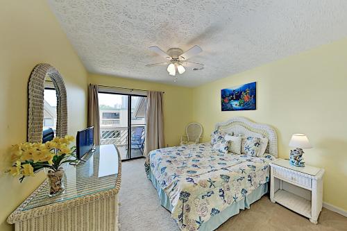 New Listing! Beach Retreat With Pool Steps To Ocean Condo - image 6
