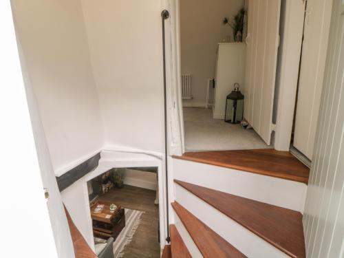 Clover Cottage - image 14