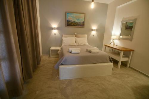 Deluxe Quadruple Room image 10