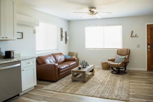 Peaceful Phoenix Bungalow with Grill and Pool! - image 18