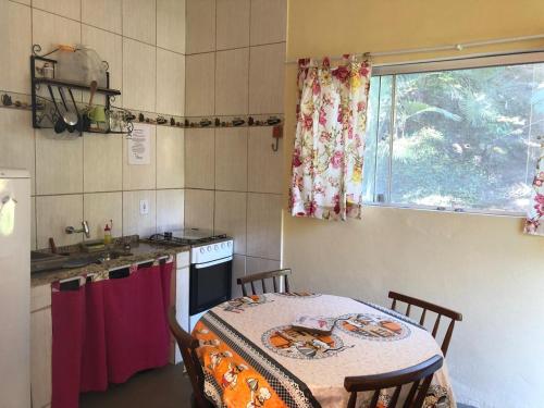Kitchen, Flat Boa Vista in Paraty Mirim