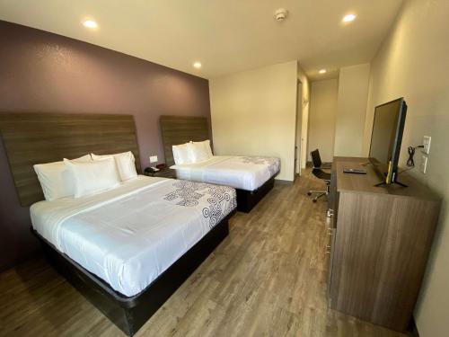 Queen Room with Two Queen Beds