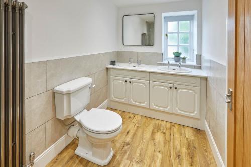 Host & Stay - Caedmon House