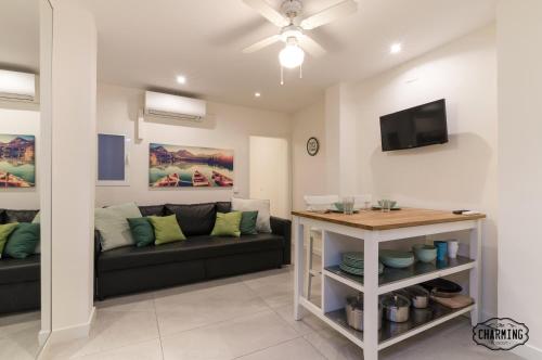 SANTA ISABEL - 1-Bedroom Apartment, Madrid