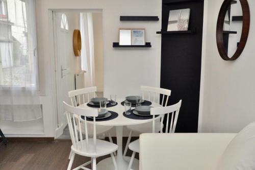 Nice Cozy And Welcoming Apt In A Quiet Suburb in Vanves