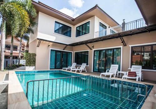 Poonsiri Private Pool Villa Aonang – khách sạn tại Nopparat Thara
