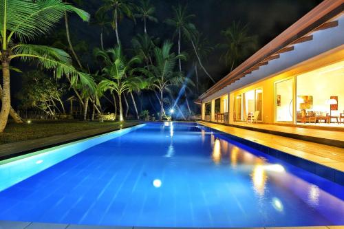 Arhimser Villa-superb 4 bedroom beachfront BB for 8 Ranna, Tangalle, pick up, serviced, taxes includ - Nuwara Eliya Arhimser Villa-superb 4 bedroom beachfront BB for 8 Ranna, Tangalle, pick up, serviced, taxes includ - Nuwara Eliya