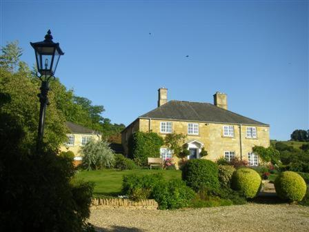 The Apartment at Hillside Lodge - Broadway