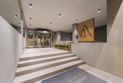 Entrance, Hotel Artiem Madrid in Ciudad Lineal