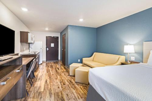 WoodSpring Suites Davenport Quad Cities