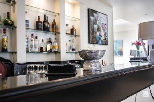 Hotel Regina Elena 57 & Oro Bianco - image 5