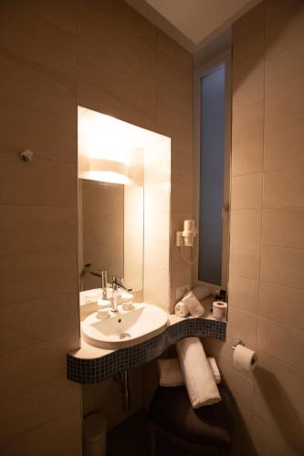 Spagna Boutique Luxury Suites - image 7
