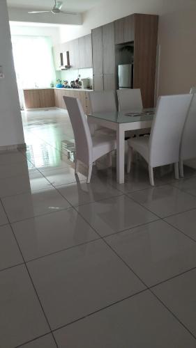 FangFei Homestay in Seremban