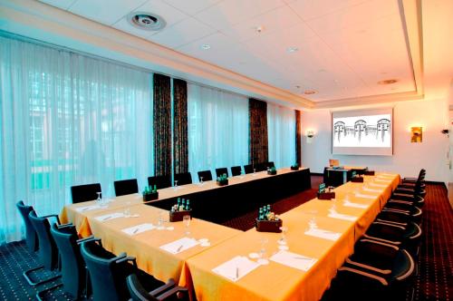 Radisson Blu Senator Hotel Lübeck - image 13