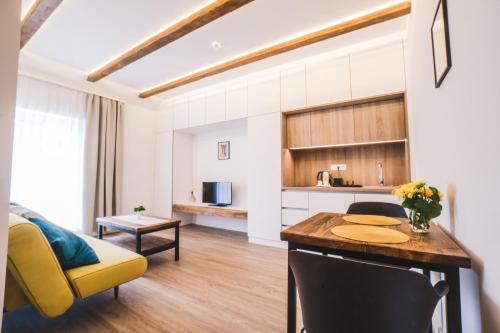 Apartment with Shower