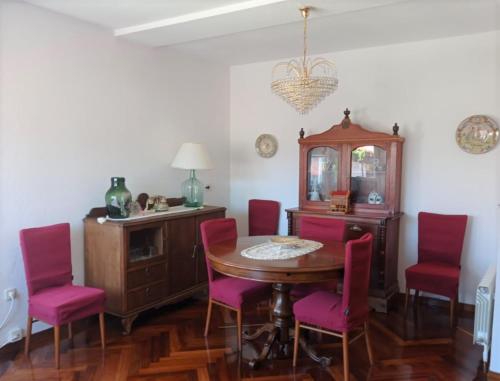 Koplietošanas atpūtas telpa ar TV, Casa Navacastellanos in Casarejos