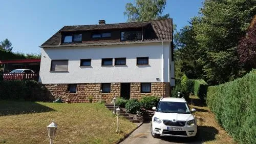 Rentrisch am Waldrand in Sankt Ingbert, Deutschland