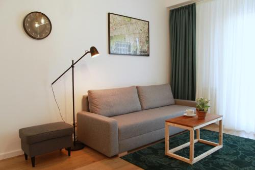 Bohemian Central Flat - image 5