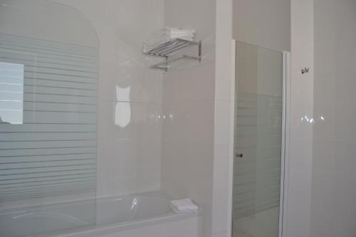 Two-Bedroom Apartment image 2