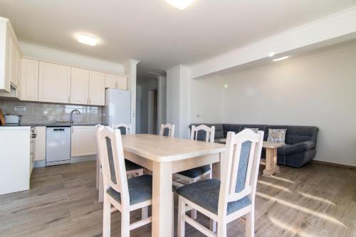Three-Bedroom Apartment image 5