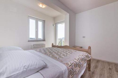 Three-Bedroom Apartment Standard image 5