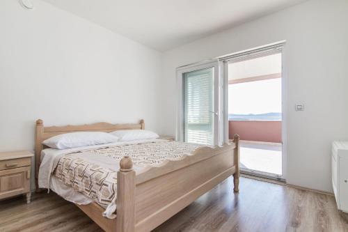 Three-Bedroom Apartment image 10
