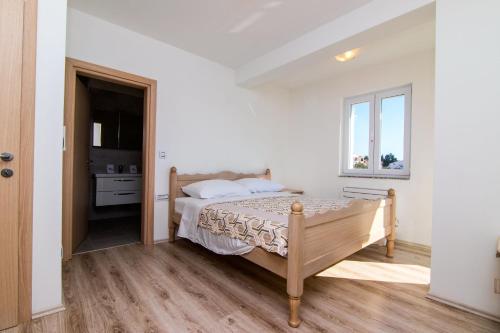 Three-Bedroom Apartment Standard image 6