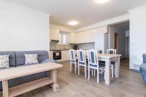 Two-Bedroom Apartment Standard image 9