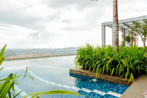 Swimming pool, Aurora Pavilion Bukit Jalil by Ody Suites in Bukit Jalil