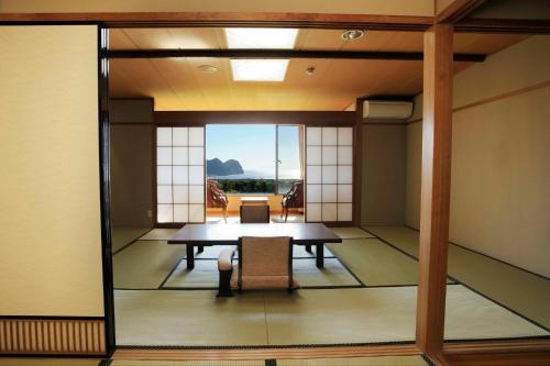 Hachijo View Hotel