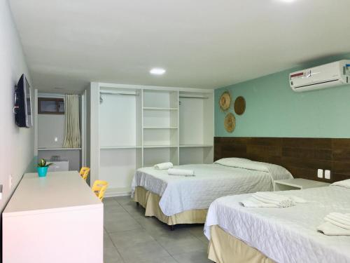 Quadruple Room with Balcony image 5
