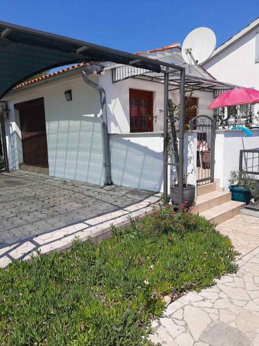 NEW Apartman Ruzmarin