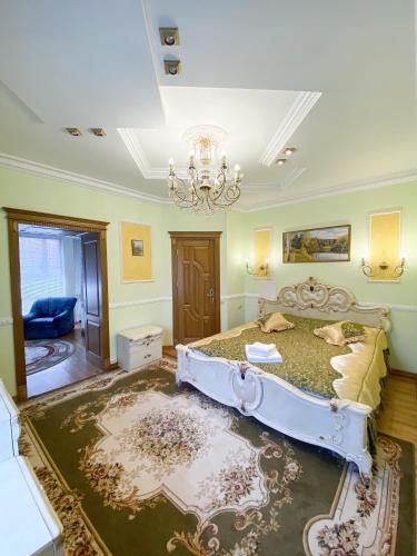 1 queen bed