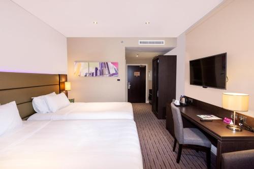 Premier Inn Dubai Ibn Battuta Mall, Дубай (фото 4)