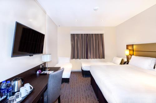 Premier Inn Dubai Ibn Battuta Mall, Дубай (фото 3)