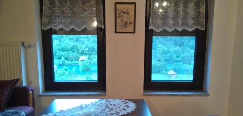 Vikendica Apartman Panorama Lohovo - image 11