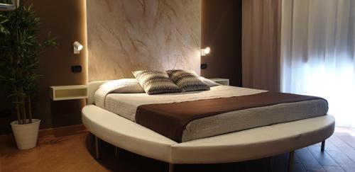 TH LUXURY fly, Catania