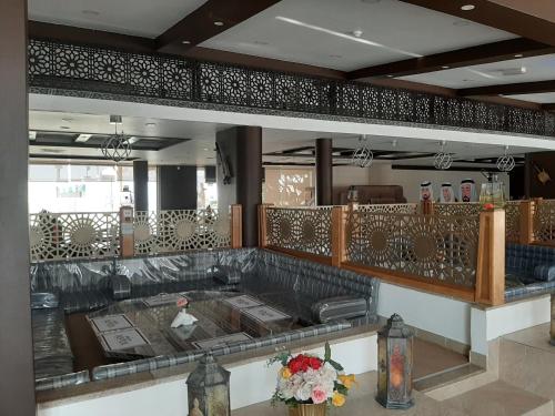 Restaurant, Daraysh Hotel in Dhaid
