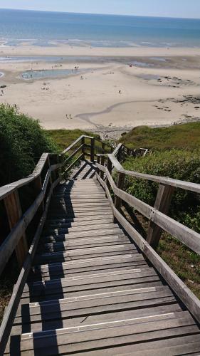 L'abri côtier (L'abri cotier) in Equihen-Plage