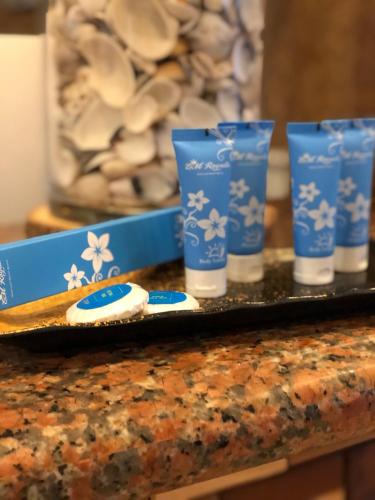 EM Royalle Hotel & Beach Resort photo 1