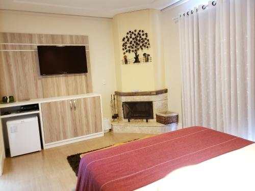 Deluxe Double Room image 7