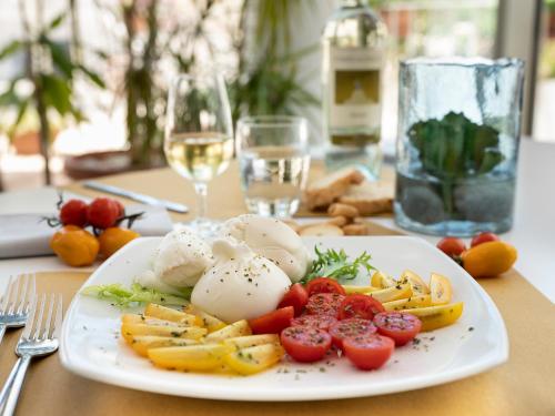 Hotel Ristorante Colle Del Sole - image 14