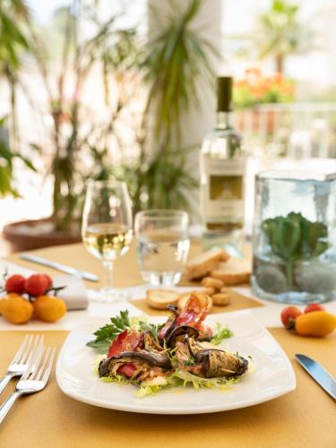 Hotel Ristorante Colle Del Sole - image 9