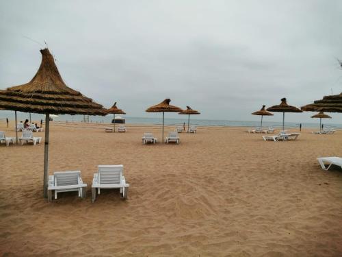 Blanca Beach vue laterale sur mer, avec wifi in Sidi Rahal