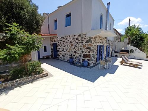 Exterior view, Polios in Kandanos