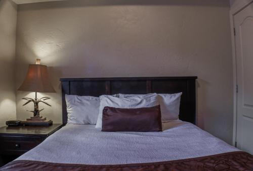 Foxpoint condo - image 4