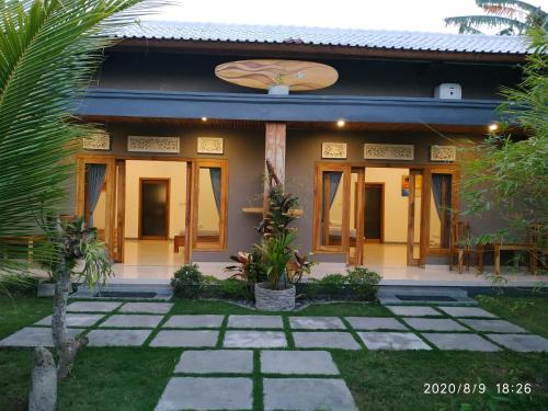 Harris surf villa in Negara