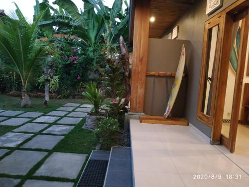 Harris surf villa in Negara