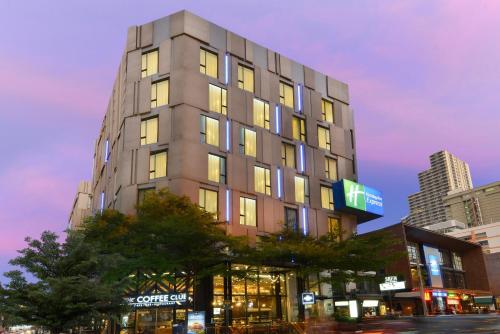 Holiday Inn Express Bangkok Sukhumvit 11 by IHG, Bangkok