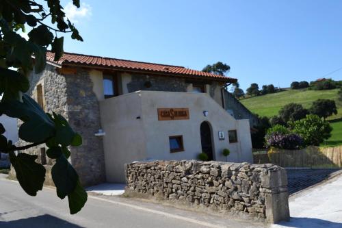  CASA SOLORGA - apartamentos rurales in San Miguel de Meruelo